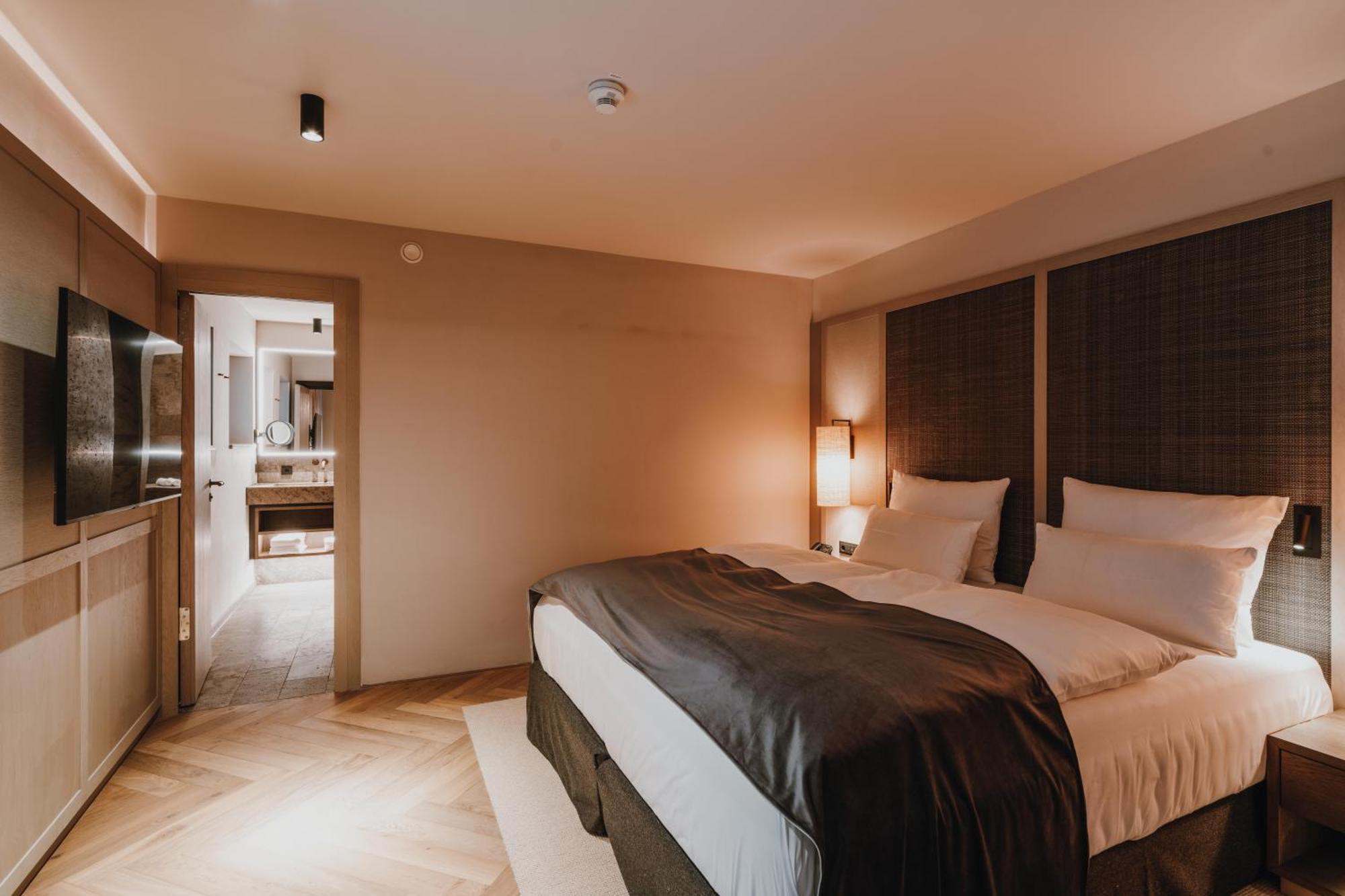 Parkhotel Egerner Hoefe Rotta Buitenkant foto