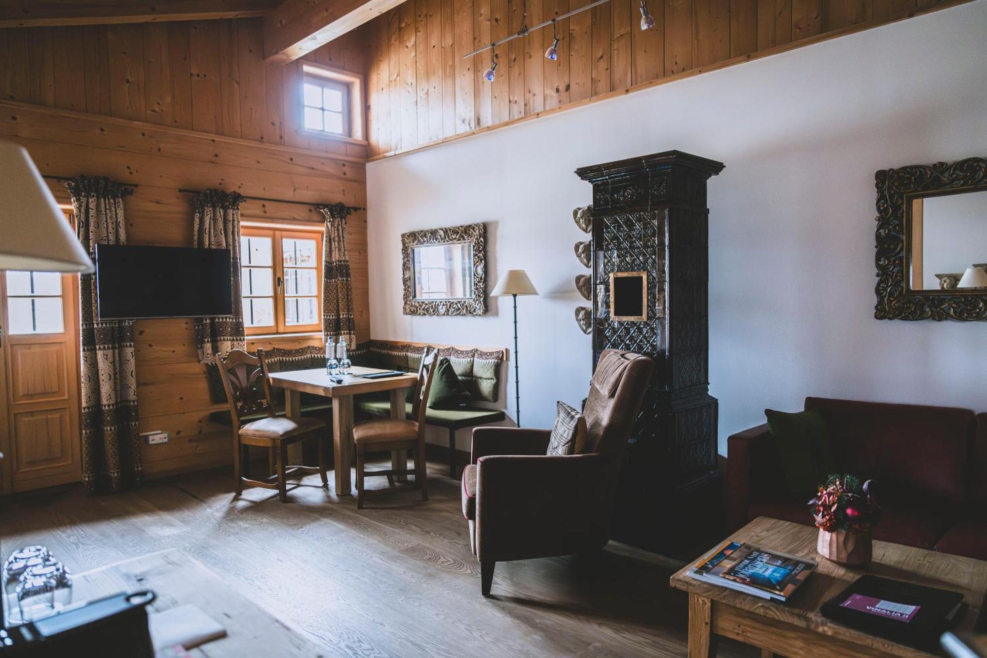 Parkhotel Egerner Hoefe Rotta Buitenkant foto